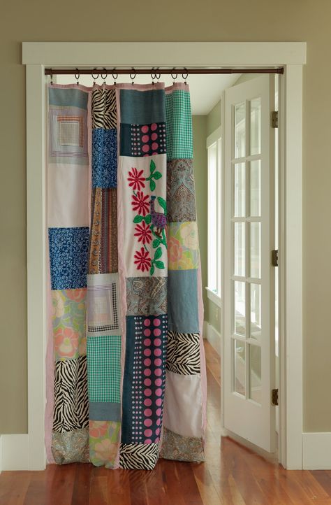 15 SPRING DIY'S - EASY TO DO! — Joanne Palmisano Patchwork Curtains, Curtain Hanging, Privacy Curtains, Maximalism, Hus Inspiration, Amazing Ideas, Dream House Decor, Designs Ideas, Cottage Homes