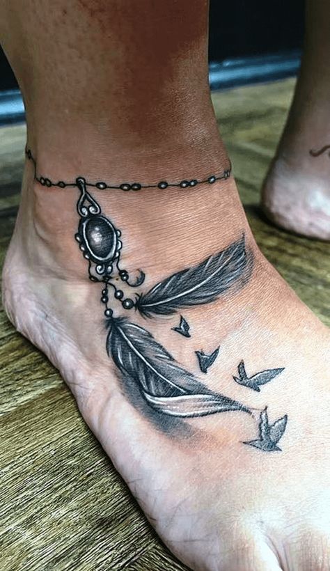 Ankle Bone Tattoo, Bone Tattoo Design, Bone Tattoo Ideas, Bird Ankle Tattoo, Tattoo Ideas Ankle, Linda Tattoo, Scorpio Zodiac Tattoos, Mama Tattoo, Chain Tattoo