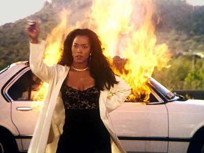 Angela Bassett's legendary "burning his stuff" scene as Bernice in WAITING TO EXHALE. Angry Women, Funny P, Spin Class, E Card, Look At You, I Smile, Bones Funny, The Words, Make Me Smile