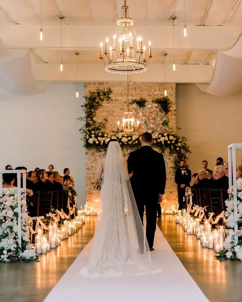 Wrightsville Manor Wedding, Wrightsville Manor, Manor Wedding, Wedding 2025, Neutral Wedding, Wedding Vibes, Building Ideas, Chapel Wedding, Manor House