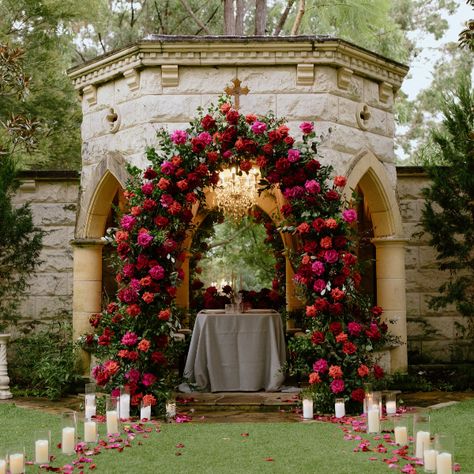 A Moment With Melanie Jane Weddings & Eventsa Romantic At Heart, A Career In Wedding Planning Seemed A Natural Step For Melanie Roberts, The Found Red Wedding Arch, Romantic Proposals, Wedding Planning Packages, Christmas Wedding Inspiration, Romantic Wedding Style, The Whitsundays, Colorful Wedding Flowers, Red Bouquet Wedding, Red Wedding Flowers