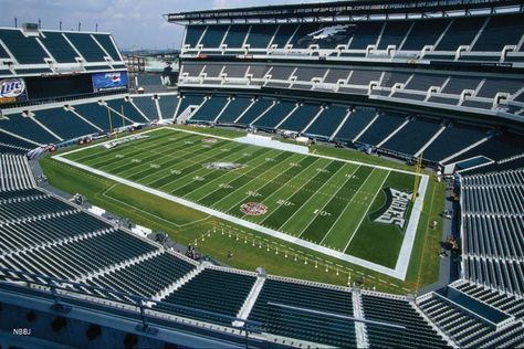 Lincoln Financial Field, home to the Philadelphia Eagles, is a a 1.7 million square foot, open-air, natural turf facility with 68,532 seats, including 10,828 club seats and 172 suites.  Each seat is designed to provide the best view possible of the field. Philadelphia Eagles Stadium, Lincoln Financial Field, Go Eagles, Nfl Stadiums, Philadelphia Sports, Soccer Stadium, East Coast Road Trip, Fly Eagles Fly, Sports Stadium