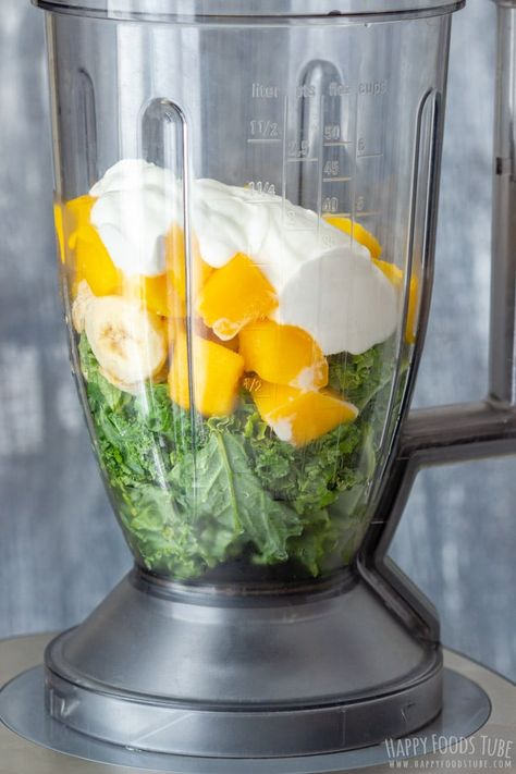 Kale In Smoothies, Kale Mango Smoothie, Kale Smoothies, Smoothie Kale, Kale Smoothie Recipes, Banana Honey, Lemon Detox, Detox Juice Recipes, Kale Smoothie