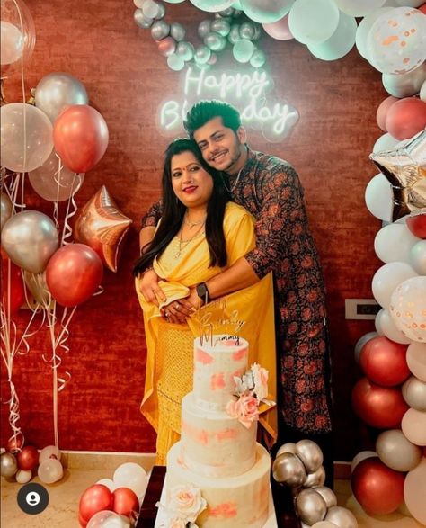 Happy Birthday Mummy ❤️ Abhishek Nigam, Happy Birthday Mummy, Mermaid Formal Dress, Follow Me, Happy Birthday, Saree, Actors, Formal Dresses, Birthday