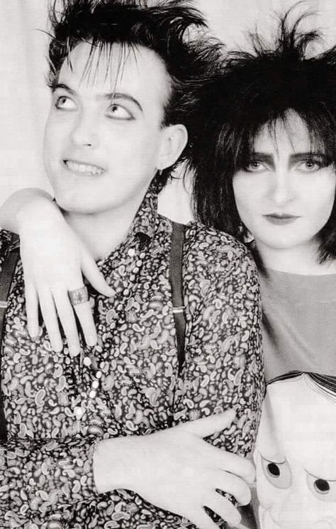 RobSioux, 1983 Siouxsie Sioux, Wall Of Sound, Boys Don't Cry, Riot Grrrl, Robert Smith, Gothic Rock, Synth Pop, Punk Bands, Jim Morrison