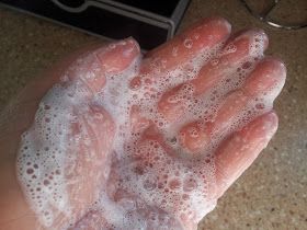 Body Wash Recipe, Diy Body Wash, Homemade Body Wash, Diy Body Care, Homemade Bath Products, Homemade Face, Diy Body, Skin Care Remedies, Body Cleanser