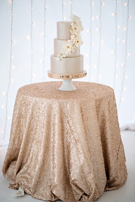 Sequin Wedding Style Inspiration – 12 Ways to Make Your Wedding Day Sparkle Champagne Sequin Tablecloth, Sequin Tablecloth Wedding, Cream Wedding Colors, Gold Sequin Tablecloth, Sequin Table Runner, Sequin Tablecloth, Sequin Table, Wedding Tablecloths, Wedding Photo Gallery