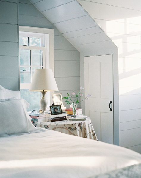 Wall paint color is Benjamin Moore Lookout Point. Mid toned pale blue gray. Beautiful bathroom or bedroom color. Pale Blue Paint Colors, Pale Blue Walls, Blue Wall Colors, All White Room, Mini Loft, Light Blue Walls, Casa Country, White Linen Bedding, Casa Vintage