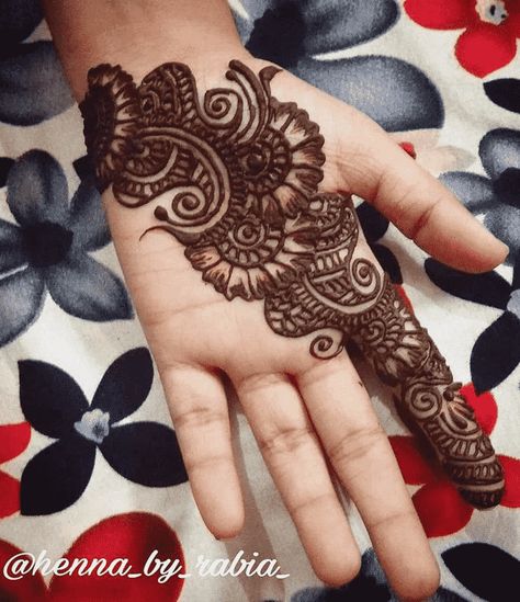 Front Hand Mehndi Design Images (Front Hand Henna Design Ideas) Easy Front Hand Mehndi Designs Simple, Small Front Hand Mehndi Designs, Easy Mehendi Designs For Kids, Arabic Henna Designs Front Hand, Mehendi Design For Kids, Mehndi Design For Kids, Mehendi Designs For Kids, Easy Mehendi Designs, Mehndi Design Front Hand