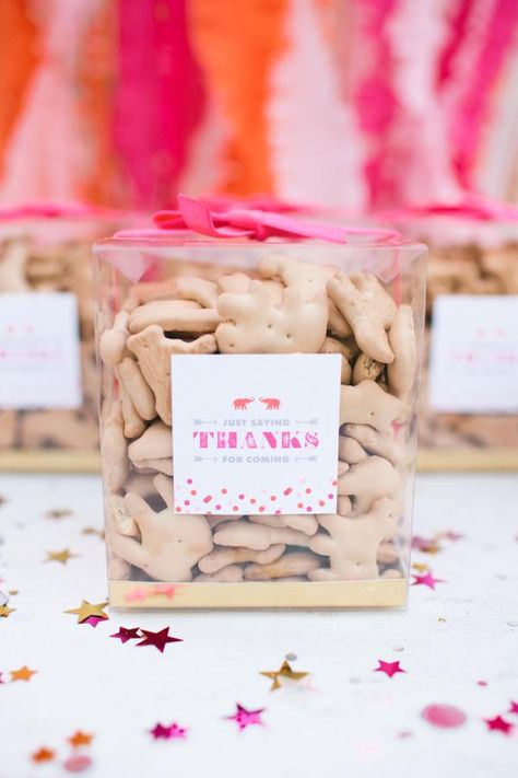 Luxe Circus Sip and See Baby Shower - Kara's Party Ideas - The Place for All Things Party Animal Cracker Favors, Animal Cracker, Fiesta Shower, Trendy Baby Shower Themes, Elephant Baby Shower Theme, Sip And See, Trendy Baby Shower Ideas, Elegant Baby Shower, Elephant Baby Showers