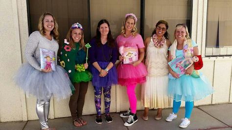 Great teacher costumes - Pinkalicious, & friends Pinkalicious Costume, Teacher Costumes, Book Character Costumes, Inspiring Books, Book Character, Book Week, Book Characters, Character Costumes, Holiday Spirit