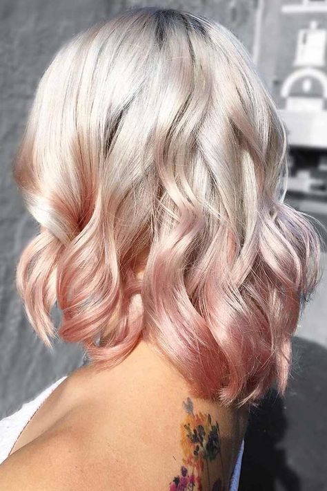 Blonde To Strawberry Ombre #blondehair #ombre ❤️ Try platinum blonde hair shade if you want to stand out from the crowd. This color is so eye-catching. See our collection of platinum blonde looks. ❤️ #lovehairstyles #hair #hairstyles #haircuts Messy Long Bob, Scandinavian Blonde, Majestic Hair, Honey Blond, Platinum Blonde Hair Color, Pink Blonde Hair, Blond Ombre, Balayage Blond, Blond Balayage