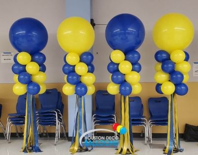 Balloon Columns Diy, Balloon Display Ideas, Ballon Column, Column Ideas, Balloon Tower, Pinning Ceremony, Balloon Creations, Track Team, Welcome To The Team