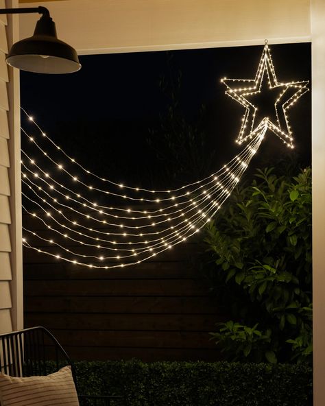 Outdoor LED Lit Stars | Balsam Hill Christmas Lights For Bushes, Pergola Christmas Lights, Unique Christmas Tree Lights, Sidewalk Christmas Decorations, Modern Christmas Outdoor Decor, Outdoor Porch Christmas Decorations, Modern Christmas Porch Decor, Winter Wonderland Outdoor Decorations, Xmas Lights Outdoor Ideas