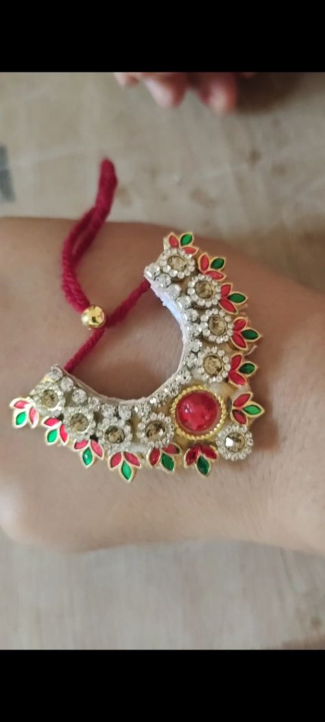 #Jewellery #viral #short #google Jodi #ringa #shringar #yugal Jodi #radhe Krishna# yugal Jodi Shringar #laddu Gopal Yugal Jodi, Radha Radha, Choker Jewellery, Crochet Slippers Free Pattern, Beads Art, Laddu Gopal, Radha Rani, Radhe Krishna, Jewelry Choker