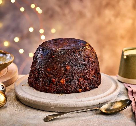 Gluten Free Christmas Pudding, Slow Cooker Christmas, Christmas Pudding Recipes, Low Sugar Desserts, Glace Cherries, Gluten Free Christmas, Soft Sugar, Bbc Good Food, Dessert Dips