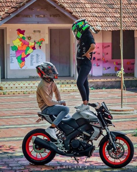 Bikers Couple, Bike Collection, Mt Bike, Bike Couple, Cute Relationship, Crazy Crafts, Mt 15, Biker Photoshoot, Bhojpuri Actress