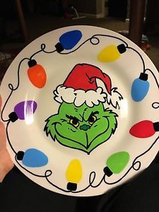 Grinch Cookie, Charger Plate Crafts, Grinch Ideas, Decorated Plates, Grinch Stuff, Cookies For Santa Plate, Christmas Platter, Grinch Party, Cookie Plate