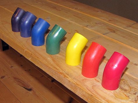 How to stain PVC pipe! If you've ever tried to paint PVC you will appreciate this tutorial :) Bird Play Gym, Pvc Pipe Crafts, Pvc Pipe Projects, Boomwhackers, Pvc Projects, Play Gym, Pvc Pipe, Diy Projects To Try, Helpful Hints