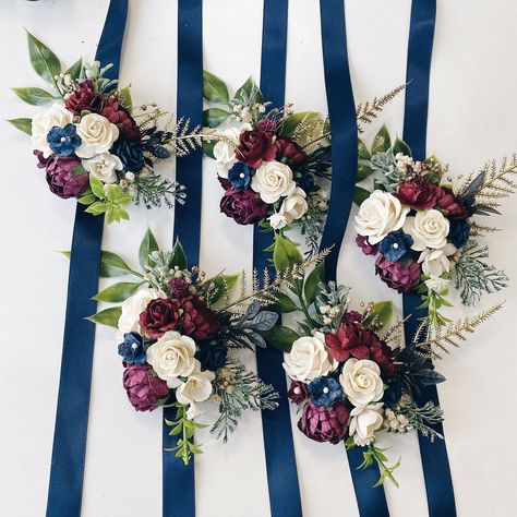 Colour Wedding Theme, Navy Corsage, Bridesmaids Corsages, Corsages Wedding, Burgundy Wedding Theme, Prom Corsage And Boutonniere, Colour Wedding, Floral Hair Vine, Wrist Corsages