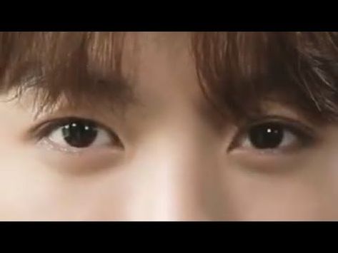 Shy Jungkook, Jungkook Eye, Jungkook Eyes, Jungkook Bunny, Jungkook Ff, Eyes Contact, Pinterest Wallpaper, Bts Eyes, Red Tomato