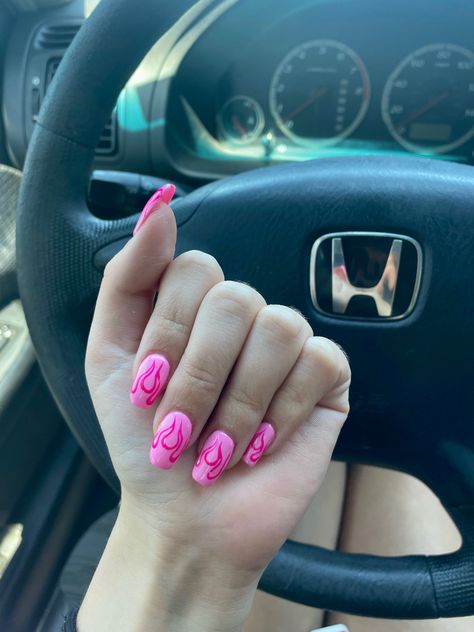 Nails with pink flame detailing Pink Flames Nails, Hot Pink Flame Nails, Pink Flame Nails, Nail Inspo Pink, Nail Details, Pink Flames, Mail Inspo, Flame Nails, Hot Pink Nails