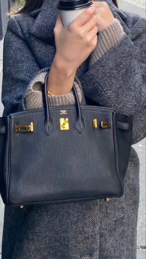 Navy Birkin, Hermes Wishlist, Birken Bag, Birkin Mom, Next Luxury, Mom Aesthetic, My Style Bags, Modern Feminine, Kelly Bag