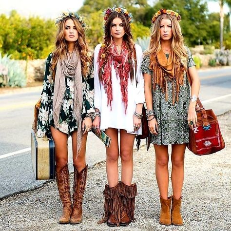 Woodstock Woodstock Outfit, Woodstock Fashion, Look Hippie Chic, Estilo Hippie Chic, Stile Boho Chic, Moda Hippie, Look Boho Chic, Estilo Hippy, Fest Outfits