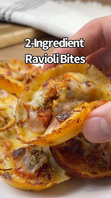 2 Ingredient Ravioli Bites, Keto Ravioli Recipe Mozzarella, Low Carb Ravioli, Keto Ravioli Recipe, Ravioli Bites, Keto Ravioli, Irick Wiggins, Keto Pasta, Low Salt Diet