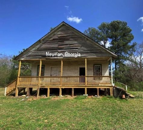 c.1933 Fixer Upper Mill Worker's House in Newnan, Georgia Under $40K - Old Houses Under $50K Cottage Ranch, Newnan Georgia, House Needs, Ranch Home, Ranch House, Fixer Upper, Property Listing, Old Houses, Georgia