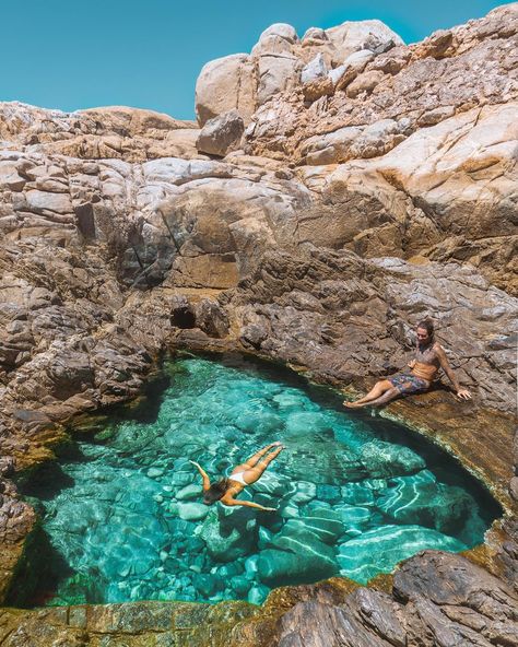 bluest water we’ve seen in a rock pool. Was so incredible…greenly rock pool peninsula eyeres port lincoln Port Lincoln, Affordable Vacations, Australian Beach, Full Time Travel, Family Travel Destinations, Travel Outdoors, Natural Pool, Destination Voyage, Rock Pools