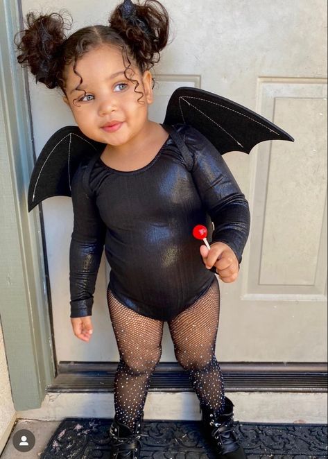 Halloween Costumes Baby Girl, Toddler Bat Costume, Diy Bat Costume, Bat Halloween Costume, Halloween Costume Toddler Girl, Bat Costume, Batgirl Costume, Baby Costumes Girl