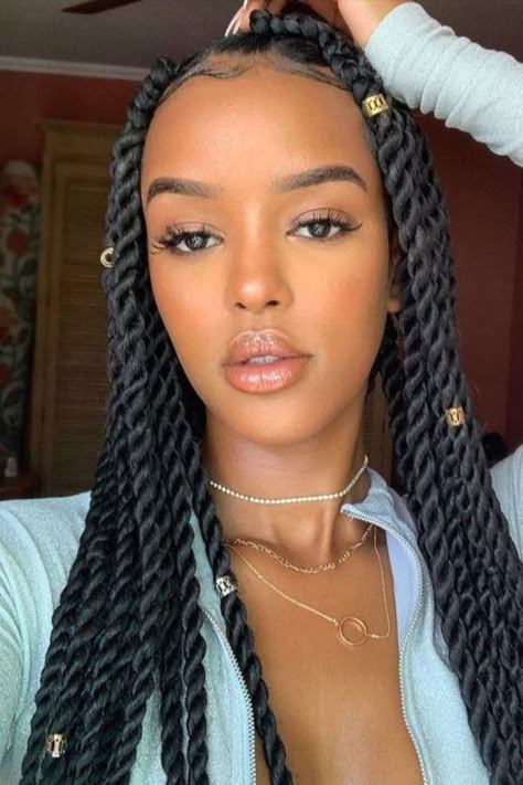 Senegalese Twist Hairstyles, Long Box Braids, Hair Things, Twist Styles, Twist Braid Hairstyles, Senegalese Twist, Hair Twist Styles, Cool Braid Hairstyles, Braids For Black Women