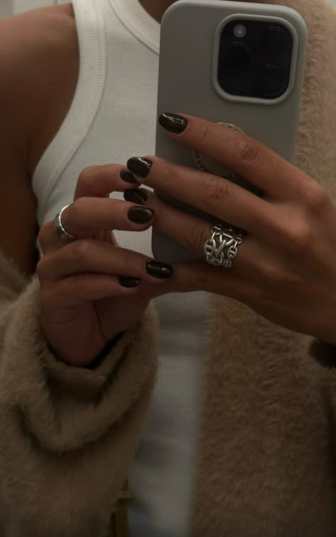 Beige Lifestyle, Kylie Nails, Nails Only, Autumn Nails, Cold Weather Outfits, Chic Nails, Gorgeous Nails, Rich Girl, Short Nails