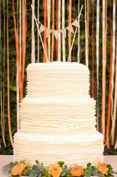 White mille crepe wedding cake Mille Crepes, Orange Inspiration, Cake Bunting Topper, Wedding Cake Toppers Unique, Rustic Orange, Crepe Cake, Simple Cake, Fall Cakes, Rustic Wedding Cake