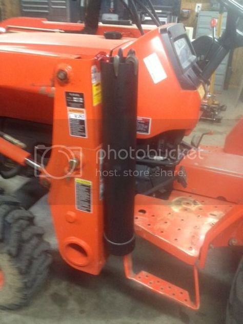 Chain Storage Ideas, Tractor Hacks, Tractor Drawbar, Kubota Compact Tractor, Chain Storage, Atv Implements, Farm Implements, Kubota Tractor, Tractor Loader