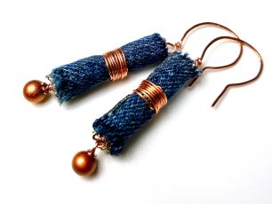 Anting Manik, Denim Earrings, Jewelry Repurposed, Etsy Jewelry Handmade, Repurposed Denim, Denim Jewelry, Fabric Earrings, Jeans Collection, Fiber Jewelry