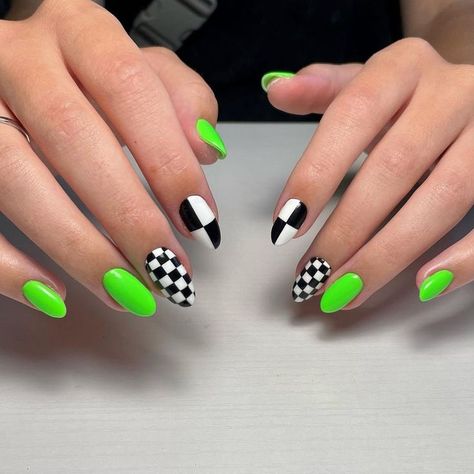 Black And Lime Green Nails, Checkered Nail Designs, Check Nails, Checker Nails, Really Short Nails, Lime Green Nails, Checkered Nails, Mint Nails, Minimal Nails Art