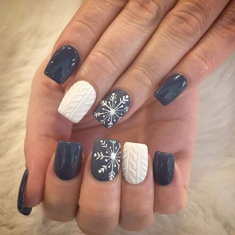 Sweater Nail, Christmas Gel Nails, Sweater Nails, Snowflake Nails, Christmas Nails Acrylic, Nail Art Sticker, Cute Gel Nails, Winter Nail Designs, Dipped Nails