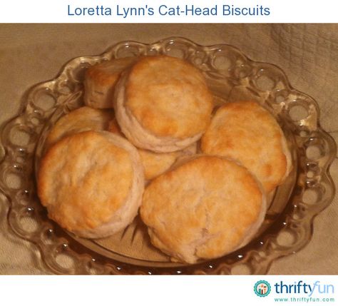 Funny name, delicious biscuit!  Loretta gave them this unusual name because when her husband "Doo" made them, he dropped such huge amounts for each biscuit onto the baking sheet.  She said they were as big as cat's heads! :) Cat Head Biscuits, Milk Biscuits, Buttermilk Biscuits Recipe, Helping Each Other, Celebrity Recipes, Homemade Breads, Biscuit Recipes, Biscuit Bread, Biscuit Rolls