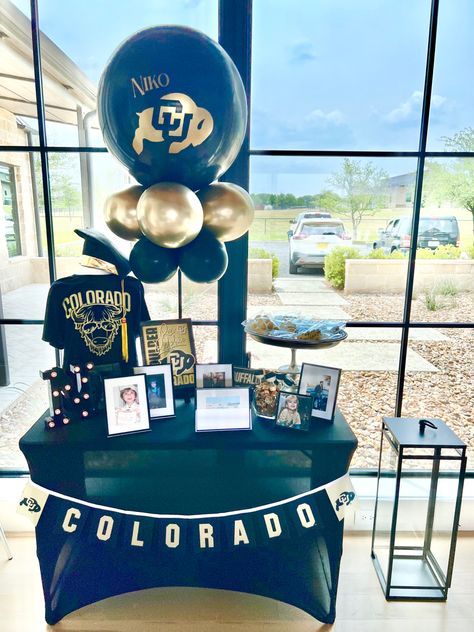 Senior Table Ideas Sports, Signing Table Decor, Grad Table, College Signing Day, National Signing Day, Graduation Brunch, Cu Boulder, Trunk Party, Boy Graduation