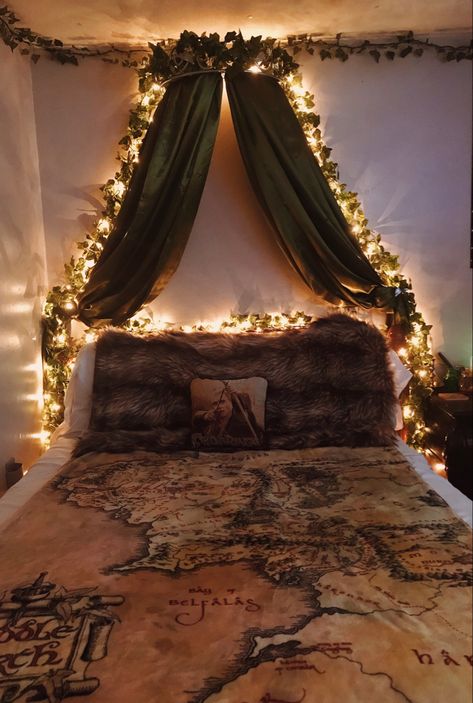 Forest Rooms Bedrooms, Elven Bedroom Ideas, Medieval Themed Bedroom, Forest Aesthetic Bedroom Ideas, Lotr Room Aesthetic, Fae Home Decor, Shire Inspired Bedroom, Woodland Cottage Bedroom, Medieval Bedroom Decor