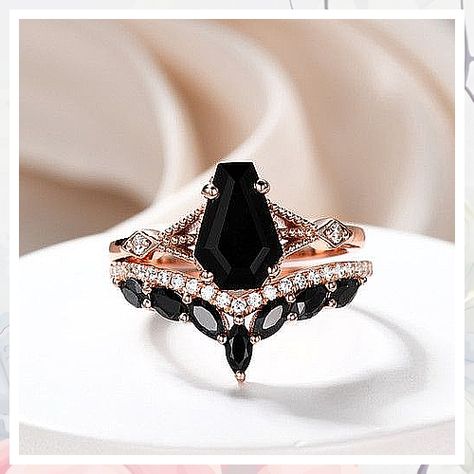 Wedding Ring Sets - Ouch! - Struggling to find the tips that you have been looking for? Look no further, get it IMMEDIATELY! Luxury Onyx Rings For Weddings, Luxury Onyx Wedding Rings, Spinel Engagement Rings, Black Onyx Engagement Ring, Onyx Engagement Ring, Cute Engagement Rings, Dark Wedding, Black Wedding Rings, Diamond Wedding Sets