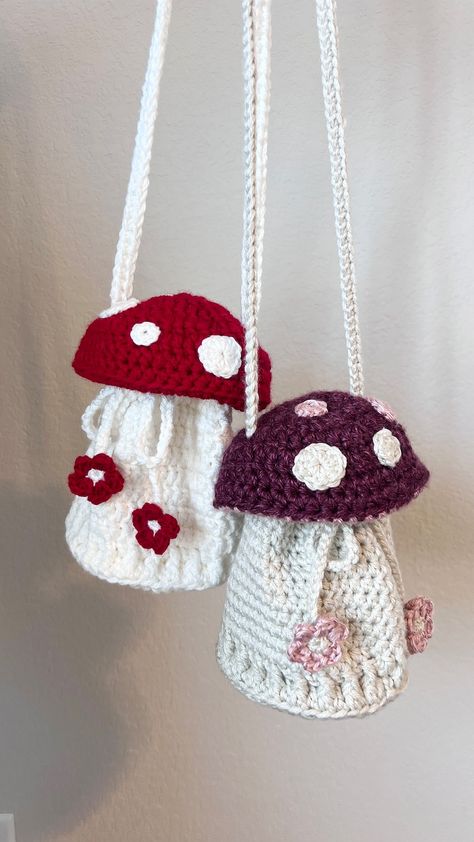 Joululahjat Diy, Crochet Beach Bags, Crochet Mushroom, Crochet Bag Pattern Free, Crochet Market Bag, Kawaii Crochet, Crochet Clutch, Quick Crochet, Fun Crochet Projects