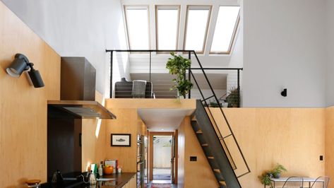 This compact residence by Seattle architecture firm SHED was designed for a couple who wanted to live in a smaller dwelling on their own property. Metal Facade, Cosy Interior, Backyard House, Accessory Dwelling Unit, Mid Century Modern Kitchen, Alley Cat, Modern Backyard, Luz Natural, Ikea Kitchen