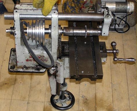 Welding Idea, Milling Table, Metal Mill, Metal Lathe Tools, Metal Lathe Projects, Machine Shop Projects, Diy Lathe, Machining Metal Projects, Machinist Tools