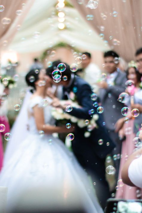 It’s a bird, it’s a plane, it’s a three in one bubble haze machine. Our bubble machine rental is no two-in-one shampoo; it actually gets the job done. Rent a bubble machine to create an ethereal land of airy bubbles, a mysterious midnight, or a majestic middle ground between the two. Photo Bubbles, Wedding License, Best Wedding Colors, Wedding Bubbles, Wedding Buffet, Dream Wedding Venues, Bubble Machine, Time Life, Event Lighting