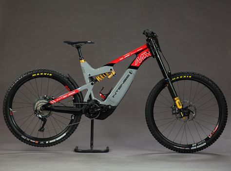 Intense teams up w/ Parts Unlimited to distribute motocross inspired Tazer MX e-Bike - Bikerumor Eletric Bike, Mountain Bike Action, Mountain Bike Art, Electric Bike Kits, Bicycle Gear, Best Electric Bikes, Motocross Riders, Bicycle Mountain Bike, Motorcycles And Scooter