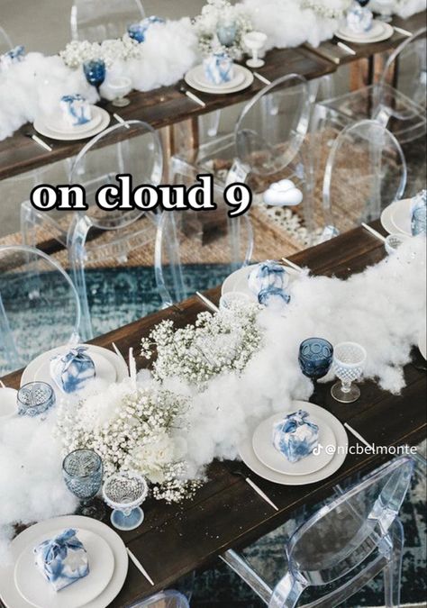 Cloud Theme Party, Cloud Baby Shower Theme, Cloud Party, Cloud Theme, Babyshower Party, Bridal Shower Inspo, Moon Baby Shower, Baby Shower Table, Baby Shower Inspiration