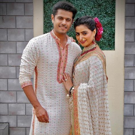 Neil Bhatt and Aishwarya Sharma are all set to get married on November 30, 2021. Their wedding festivities have kickstarted, and we all are hooked to our IG feeds to get a glimpse of the madly-in-love couple. However, their fans have been eagerly waiting for their wedding bells, ever since Aishwarya and Neil had announced that they are planning to tie the knot. 
 
 For the unversed, Neil and Aishwarya have been ruling the hearts of many with their stint in Star Plus' popular show, Ghum H Neil Bhatt, Pakistani Kurta Designs, Pakistani Kurta, Tv Show Couples, Star Actress, Wedding Festivities, Haldi Ceremony, November 30, Tie The Knot